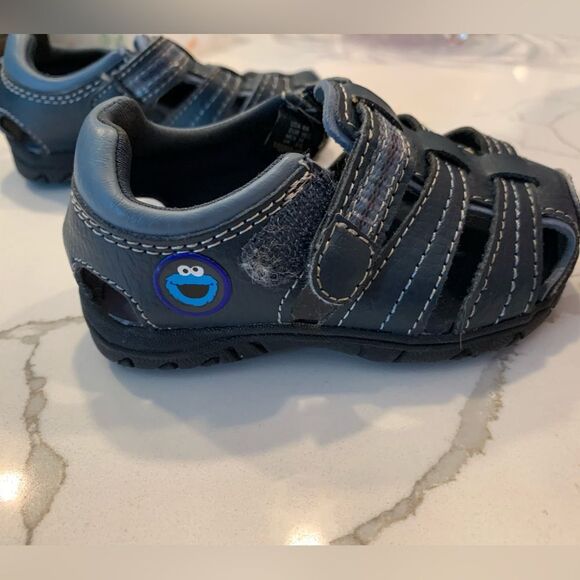 Sesame Street | Vintage COOKIE MONSTER Boys Sandals Shoes Navy Blue - Picture 4 of 7